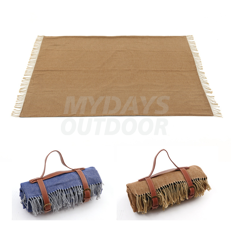 Одеяло для пикника с кожаным ремешком с кисточками MDSCL-14
